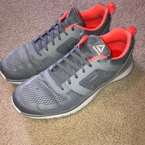 Like New Reebok Sneakers